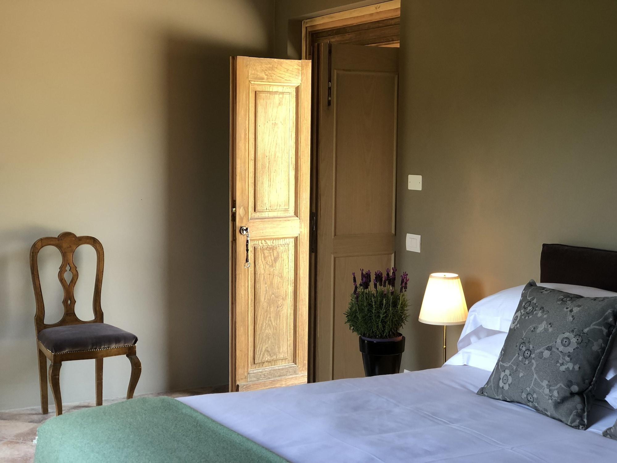 Miaclara Relais Guest House Alba  Ngoại thất bức ảnh