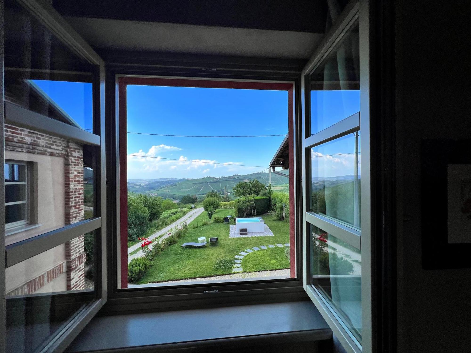 Miaclara Relais Guest House Alba  Ngoại thất bức ảnh
