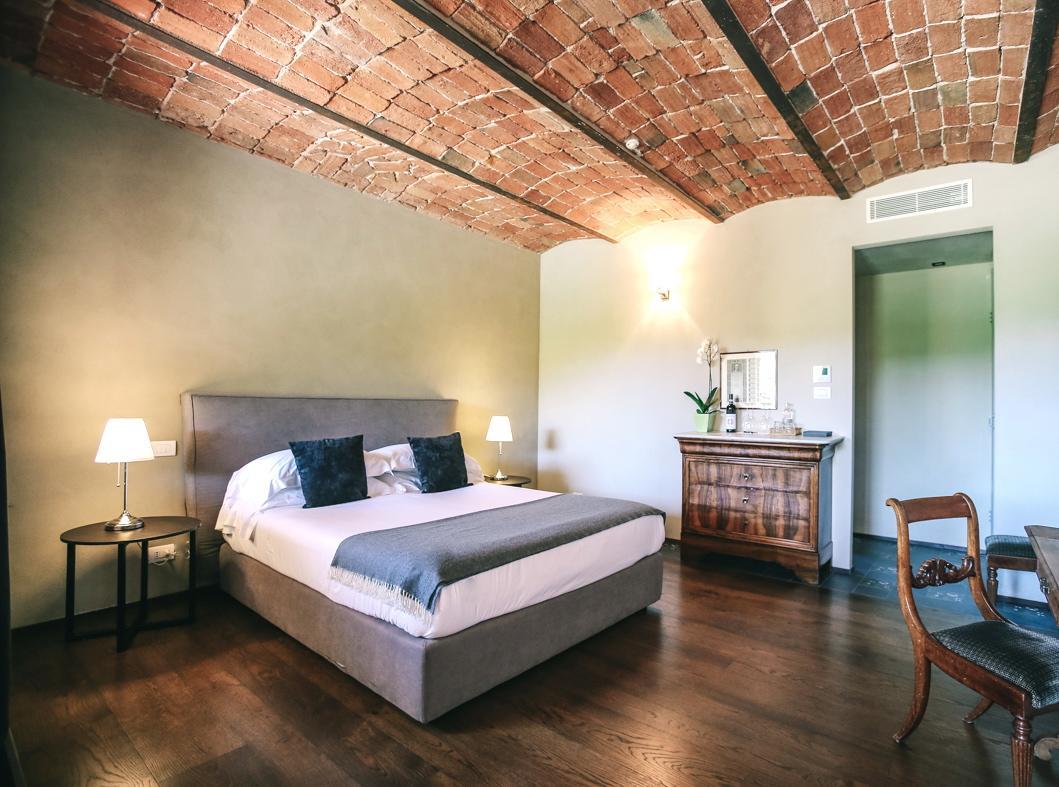 Miaclara Relais Guest House Alba  Ngoại thất bức ảnh