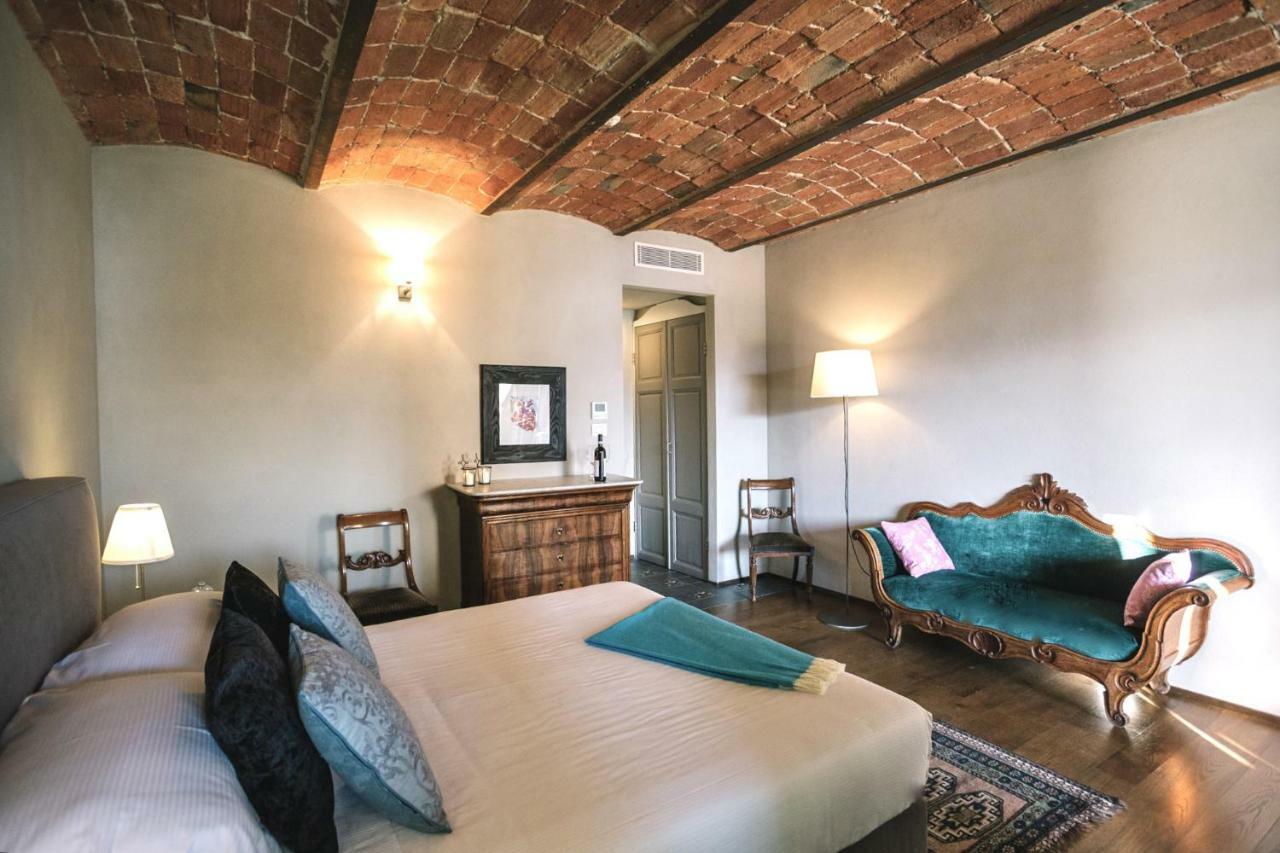 Miaclara Relais Guest House Alba  Ngoại thất bức ảnh